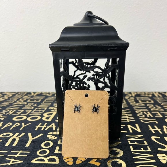 Halloween Earrings - Spiders - Picture 2 of 3